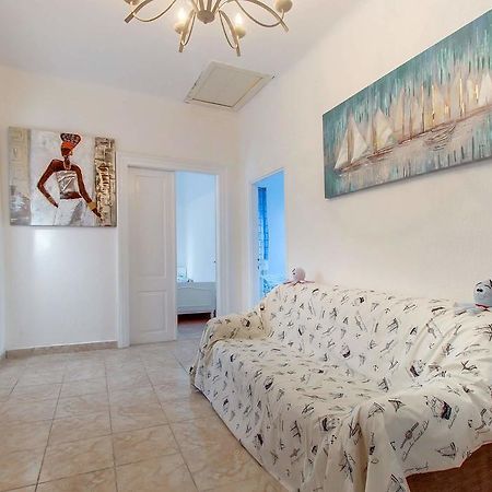 Narcis Central Apartment With Sea & City Views Veli Losinj Luaran gambar