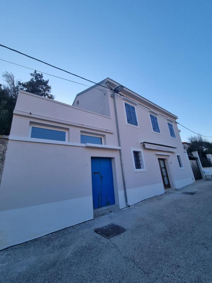 Narcis Central Apartment With Sea & City Views Veli Losinj Luaran gambar