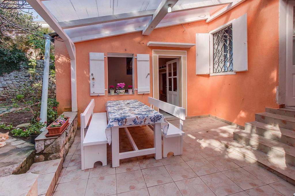 Narcis Central Apartment With Sea & City Views Veli Losinj Luaran gambar