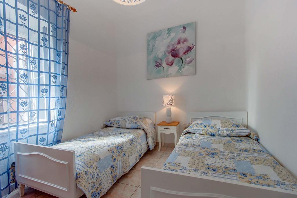 Narcis Central Apartment With Sea & City Views Veli Losinj Luaran gambar
