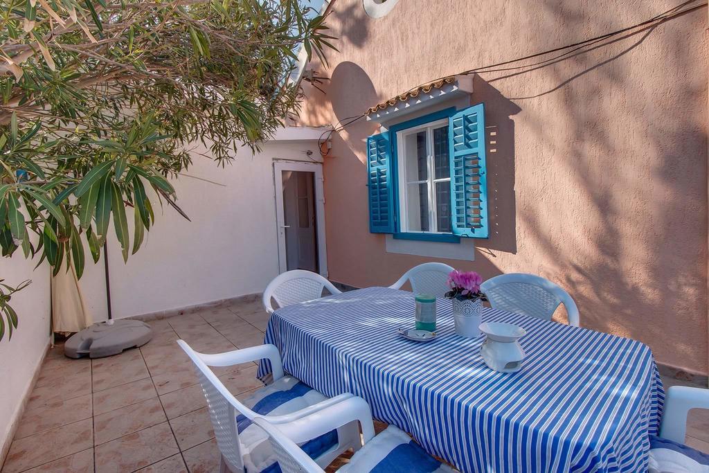 Narcis Central Apartment With Sea & City Views Veli Losinj Luaran gambar
